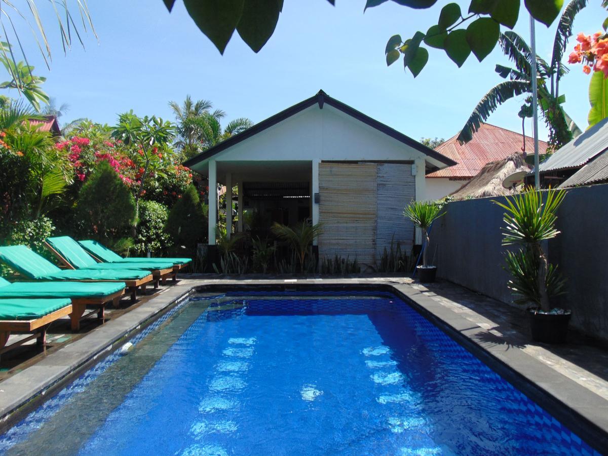 Sister Bungalow Hotel Gili Air Exterior photo
